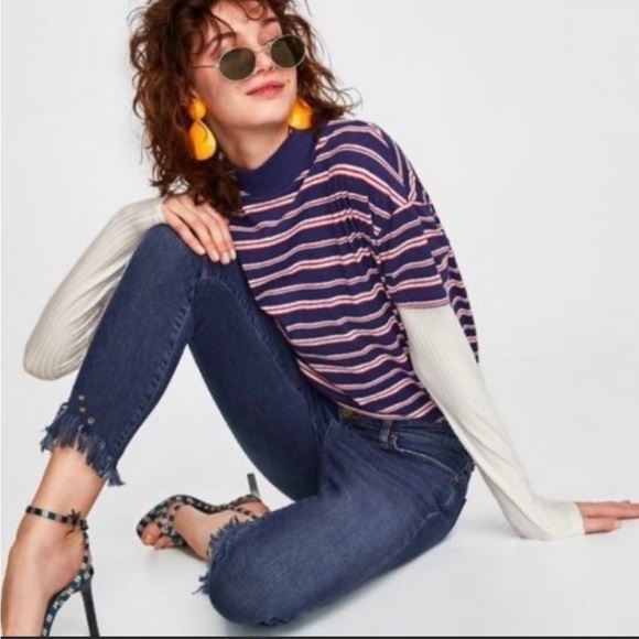 Zara Denim - 𝅺NWT Zara Z1975 Premium Denim Mid Rise Skinny Jeans Size 2 SOLD OUT ONLINE